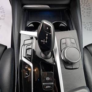 BMW serija 5 530e XDRIVE