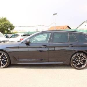BMW serija 5 Touring 540 xDrive M-paket *PANORAMA, NAVIGACIJA, KAMERA, LED*