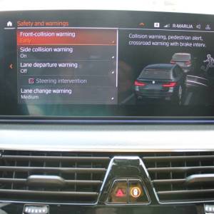 BMW serija 5 Touring 540 xDrive M-paket *PANORAMA, NAVIGACIJA, KAMERA, LED*