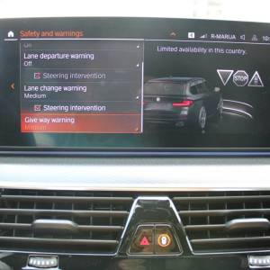 BMW serija 5 Touring 540 xDrive M-paket *PANORAMA, NAVIGACIJA, KAMERA, LED*