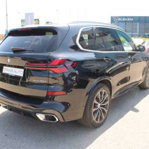 BMW X5 30d xDrive M-paket *LED, NAVIGACIJA, KAMERA*