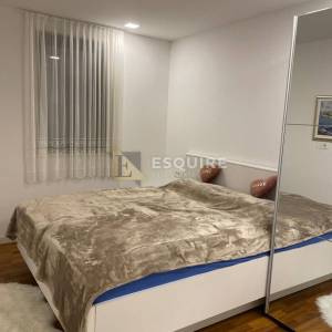 BORIK - Trosoban stan s garažnim mjestom - 90m2
