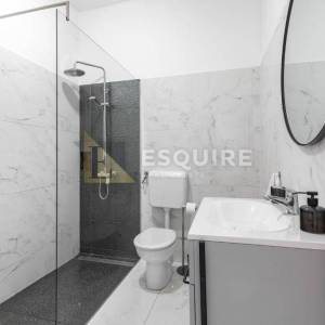 BRAČ - SUTIVAN - Kuća sa dvije stambene jedinice i bazenom - 425m2