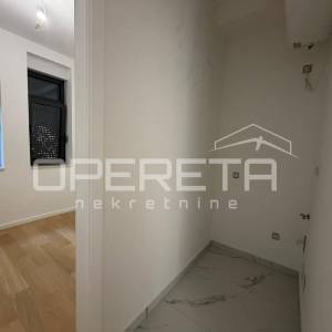 CENTAR- ADAPTIRAN 4SOBAN STAN