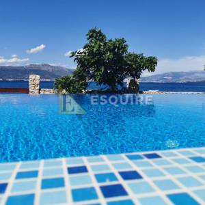 ČIOVO - SLATINE Villa u prvom redu do mora
