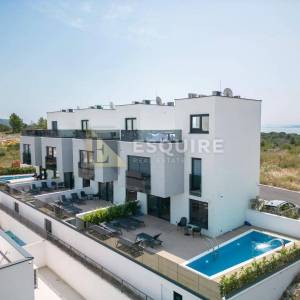 ČIOVO - TROGIR Four modern Villas - Exclusively