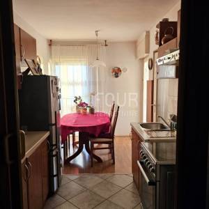 Crikvenica, 66.95m2, 2s+db, balkon, pogled
