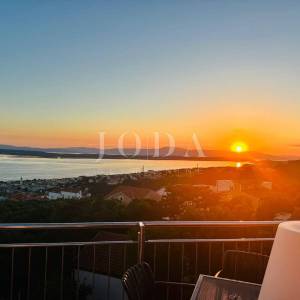 Crikvenica-stan sa panoramskim pogledom 