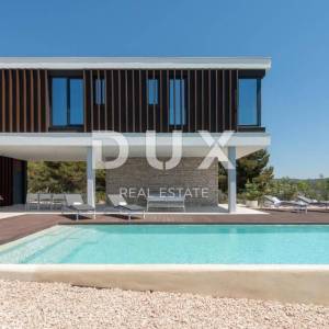 DALMACIJA, PRIMOŠTEN - Ekskluzivna dizajnerska vila s infinity bazenom i panoramskim pogledom na more