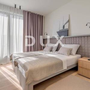 DALMACIJA, PRIMOŠTEN - Ekskluzivna dizajnerska vila s infinity bazenom i panoramskim pogledom na more