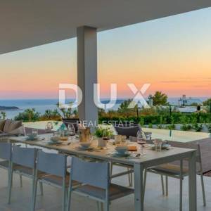 DALMACIJA, PRIMOŠTEN - Ekskluzivna dizajnerska vila s infinity bazenom i panoramskim pogledom na more