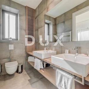 DALMACIJA, PRIMOŠTEN - Ekskluzivna dizajnerska vila s infinity bazenom i panoramskim pogledom na more