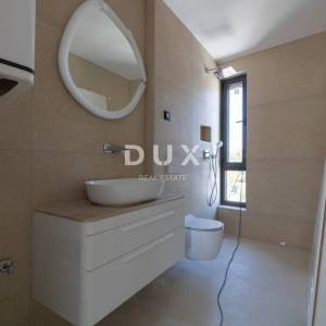 DALMACIJA, PRIMOŠTEN - Penthouse sa panoramskim pogledom!
