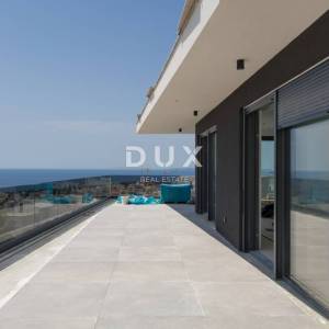 DALMACIJA, PRIMOŠTEN - Penthouse sa panoramskim pogledom!