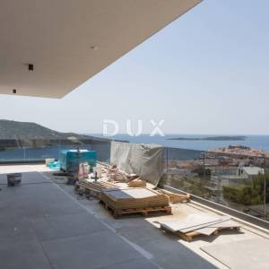 DALMACIJA, PRIMOŠTEN - Penthouse sa panoramskim pogledom!