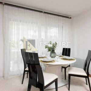 DIKLO - Dvosoban stan s vrtom 150m od mora - 131m2