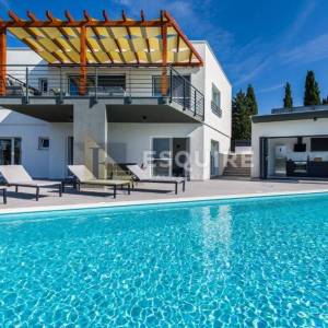 DIKLO - Vila s bazenom i panoramskim pogledom na more  i otoke - 200m2