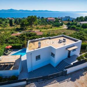 DIKLO - Vila s bazenom i panoramskim pogledom na more  i otoke - 200m2