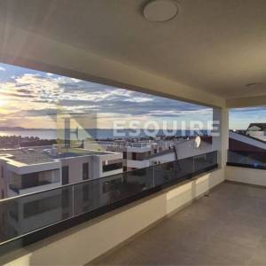 DIKLOVAC - Luksuzan trosoban penthouse, garaža - 155m2