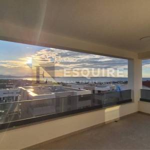DIKLOVAC - Luksuzan trosoban penthouse, garaža - 155m2
