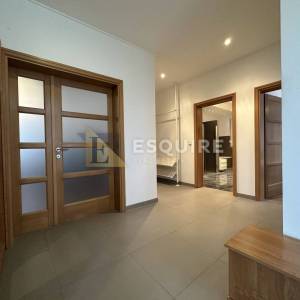 DONJA JAGODNJA - Apartmanska kuća s bazenom - 540m2