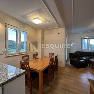 DONJA JAGODNJA - Apartmanska kuća s bazenom - 540m2