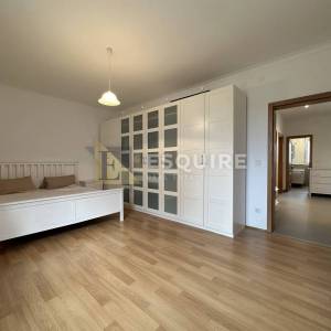 DONJA JAGODNJA - Apartmanska kuća s bazenom - 540m2