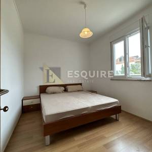 DONJA JAGODNJA - Apartmanska kuća s bazenom - 540m2