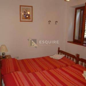 DUGI OTOK - VERUNIĆ Kuća sa dvije stambene jedinice - 80m2
