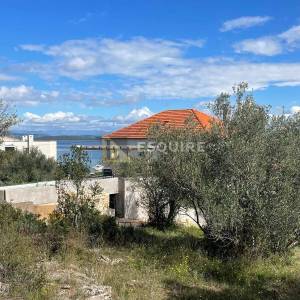 DUGI OTOK - ŽMAN Građevinsko zemljište s pogledom na more
