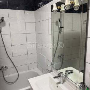 Duilovo Split dugoročan najam, garažno mjesto