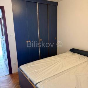Duilovo Split dugoročan najam, garažno mjesto