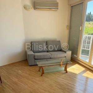 Duilovo Split dugoročan najam, garažno mjesto