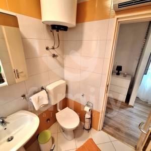 DVA STANA SA OKUĆNICOM U CENTRU ROVINJA NA 50 M OD MORA
