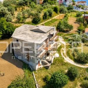 Dvoetažni dio kuće u Roh Bau fazi, 330 m², blizu mora