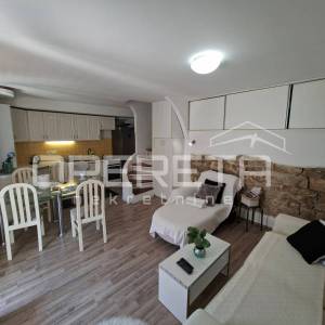 Dvoetažni stan sa dvije terase u centru Splita 51,58 m2
