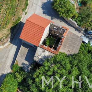 Dvojna Kamena kuća u vrbanju