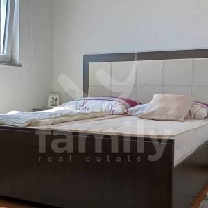 EKSKLUZIVNA PRODAJA - ELEGANTNA KUĆA NA MIRNOJ LOKACIJI