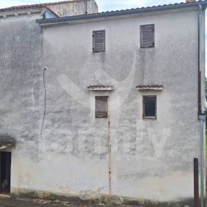 EKSKLUZIVNO DVIJE KUĆE NEDALEKO OD MORA