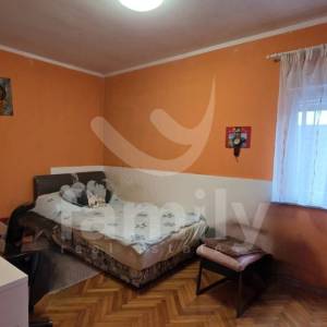 EKSKLUZIVNO PRODAJA OBITELJSKE KUĆE U EMINOVCIMA