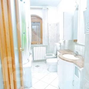 EKSKLUZIVNO PROSTRANA VILA SA BAZENOM NA ATRAKTIVNOJ LOKACIJI