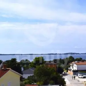 EKSKLUZIVNO UNIKATNO GRAĐEVINSKO ZEMLJIŠTE SA POGLEDOM NA MORE NA SAMO 250 m DO PLAŽE