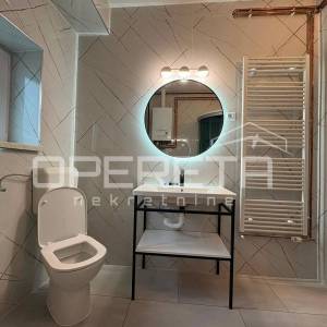Eksluzivan najam - moderno uređen i namješten stan (50m2 )u samom centru grada