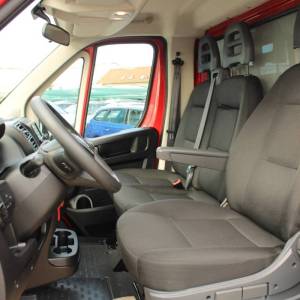 Fiat Ducato 2.2 Mjt KUTIJA + UTOVARNA RAMPA