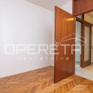 FOLNEGOVIĆEVO NASELJE, 49m2