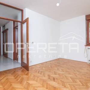FOLNEGOVIĆEVO NASELJE, 49m2