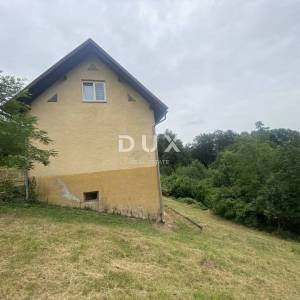 GORSKI KOTAR, SKRAD - Kuća s većom okućnicom