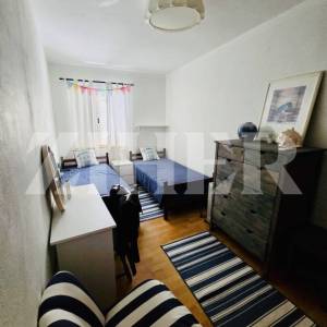 Grad Pag, centar, kuća 100 m2 s okućnicom