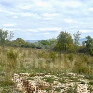 GRAĐEVINSKA PARCELA SA POGLEDOM NA MORE
