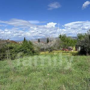 GRAĐEVINSKA PARCELA SA PREKRASNIM PANORAMSKIM POGLEDOM